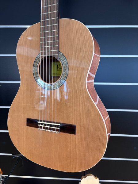 Valera V1C Konzertgitarre